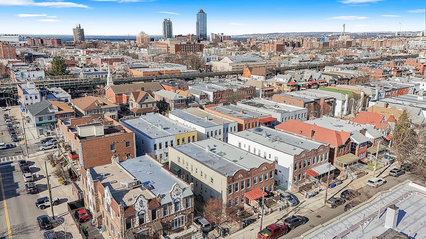 2476 84th St #1 Brooklyn, NY 11214 - Thumbnail 4