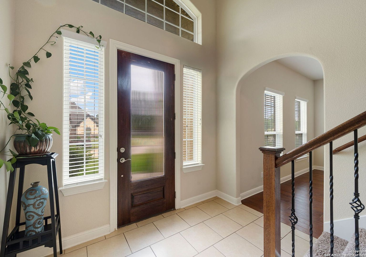 146 Sunrise Hl Castroville, TX 78009 - Thumbnail 4