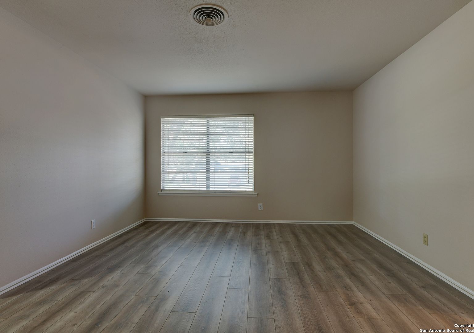 1115 Haltown Dr San Antonio, TX 78213 - Thumbnail 4