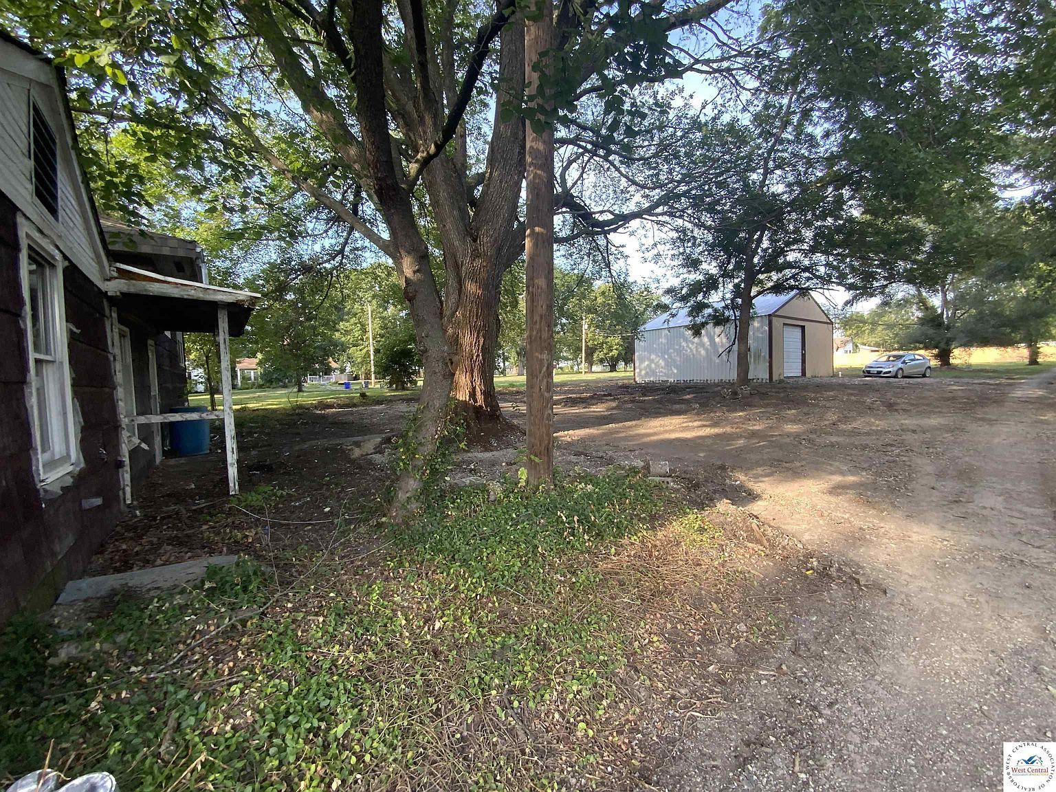 706 N New York Ave Sedalia, MO 65301 - Thumbnail 4