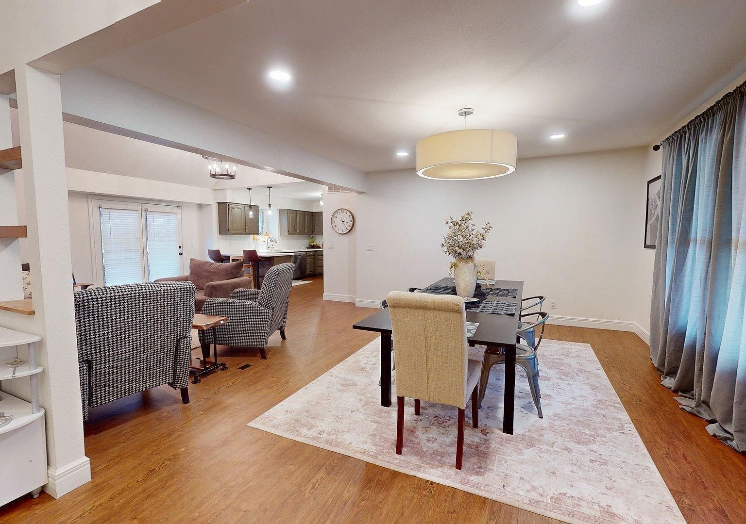 1553 N Hedge Apple Dr Sedalia, MO 65301 - Thumbnail 4