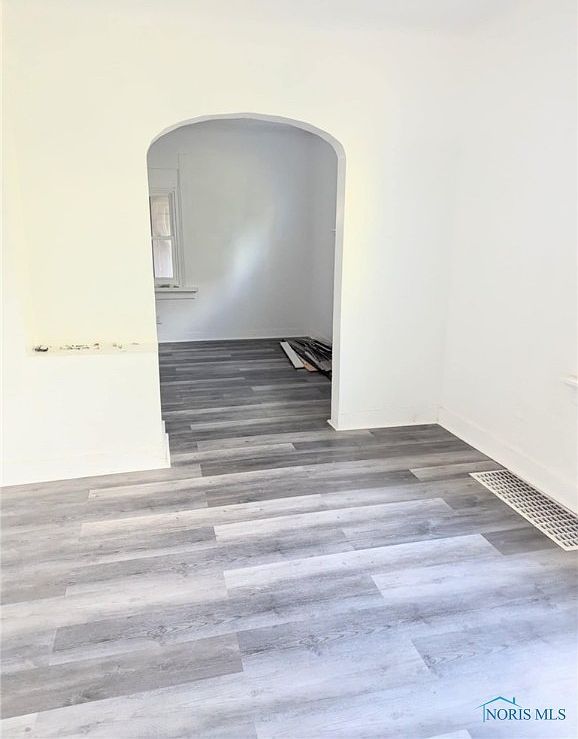 1817 Ridgewood Ave Toledo, OH 43608 - Thumbnail 4