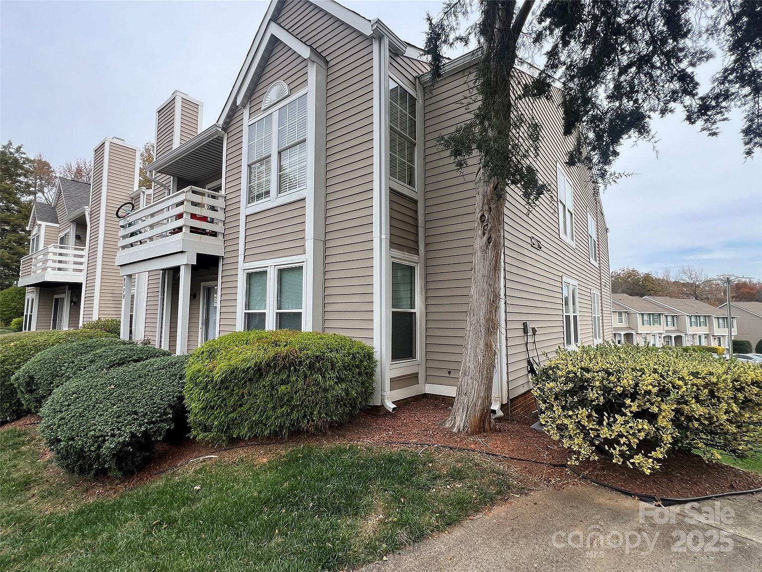 9619 Vinca Cir APT D Charlotte, NC 28213 - Thumbnail 4