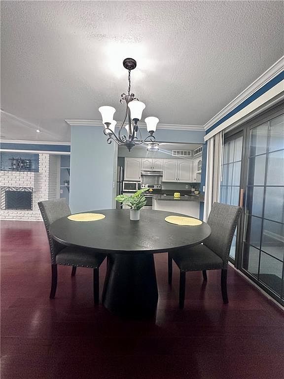 114 E 41st St APT 8 Kansas City, MO 64111 - Thumbnail 4