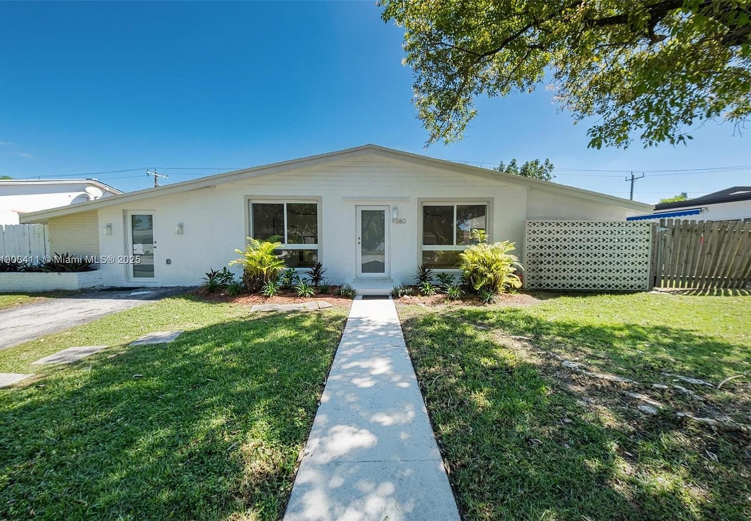 9380 Caribbean Blvd Cutler Bay, FL 33189 - Thumbnail 4