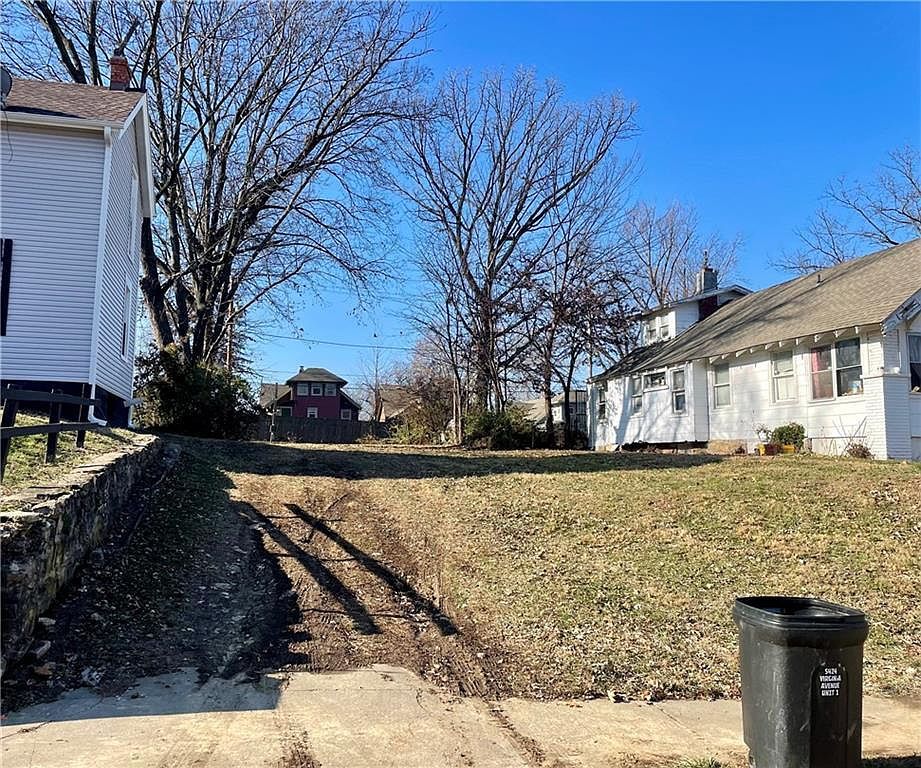 5422 Virginia Ave Kansas City, MO 64110  | Land/Lot