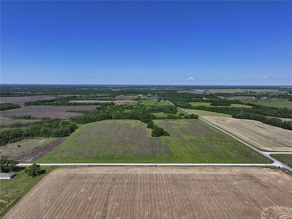 TRACT 2 E 307th St Harrisonville, MO 64701 - Thumbnail 4