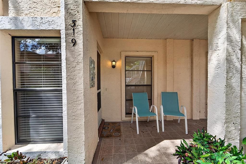 319 Knottwood Ct #2 Sun City Center, FL 33573 - Thumbnail 4