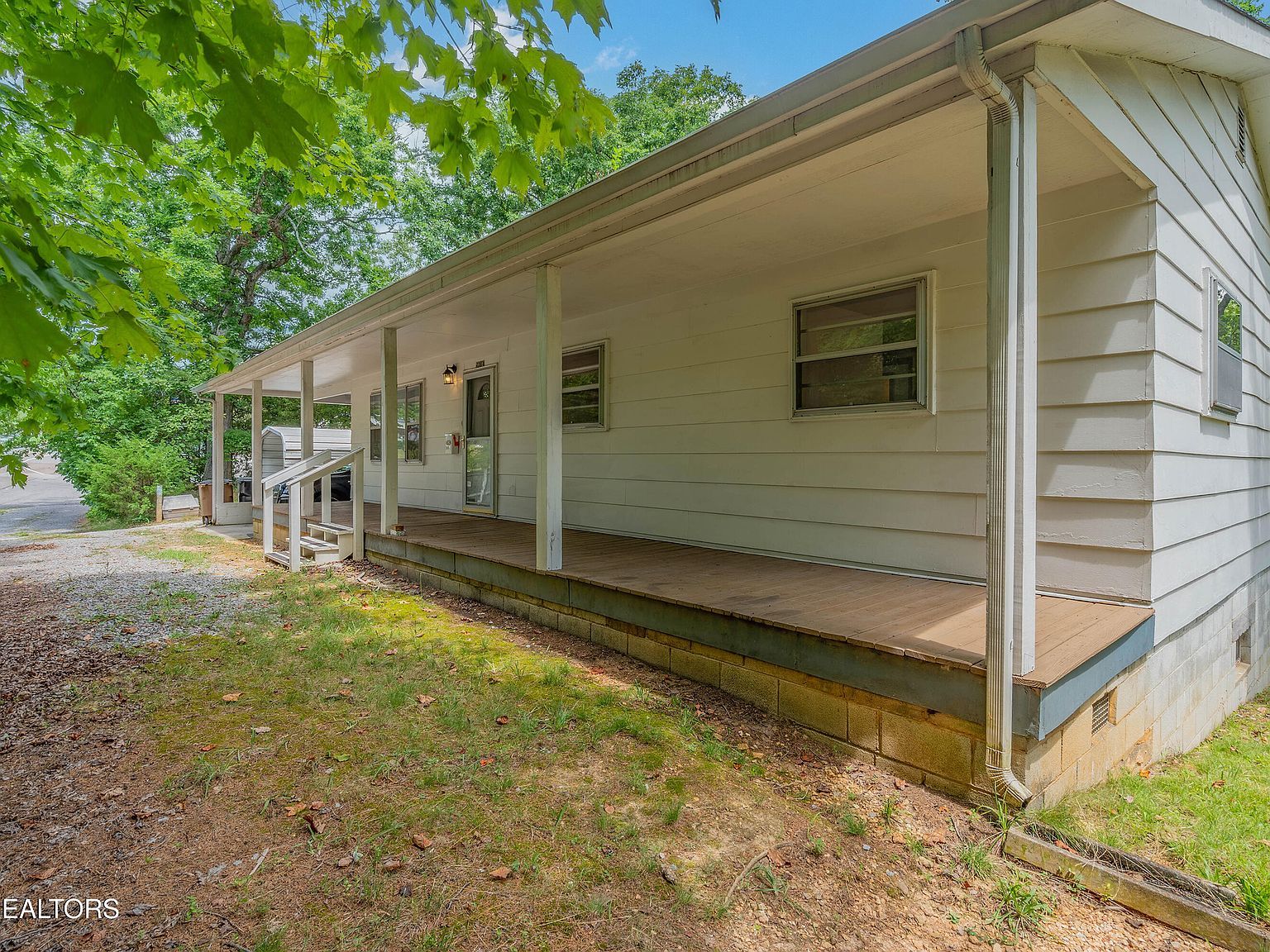 5616 N Broadway St Knoxville, TN 37918 - Thumbnail 4