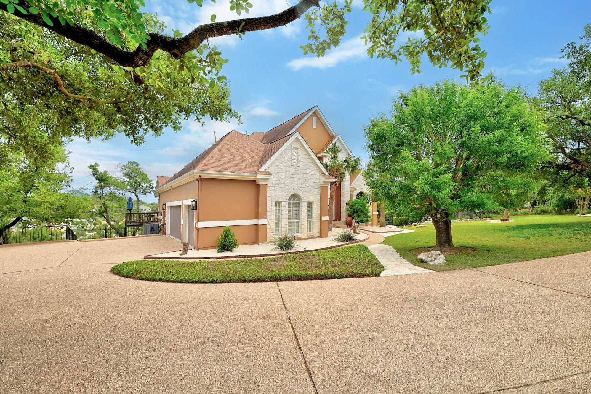 4514 Lago Viento, Austin, TX, USA, 78734 - Thumbnail 4