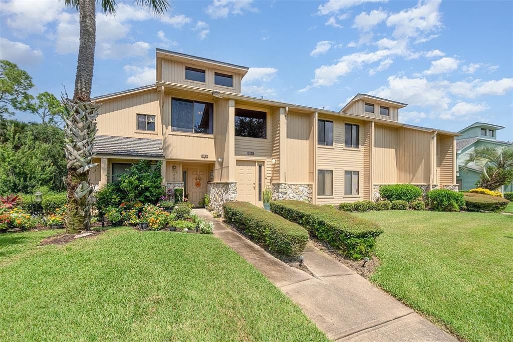 133 Blue Heron Dr APT C Daytona Beach, FL 32119 - Thumbnail 4