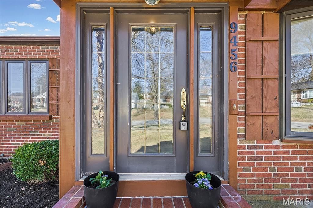 9456 Arban Dr Saint Louis, MO 63126 - Thumbnail 4