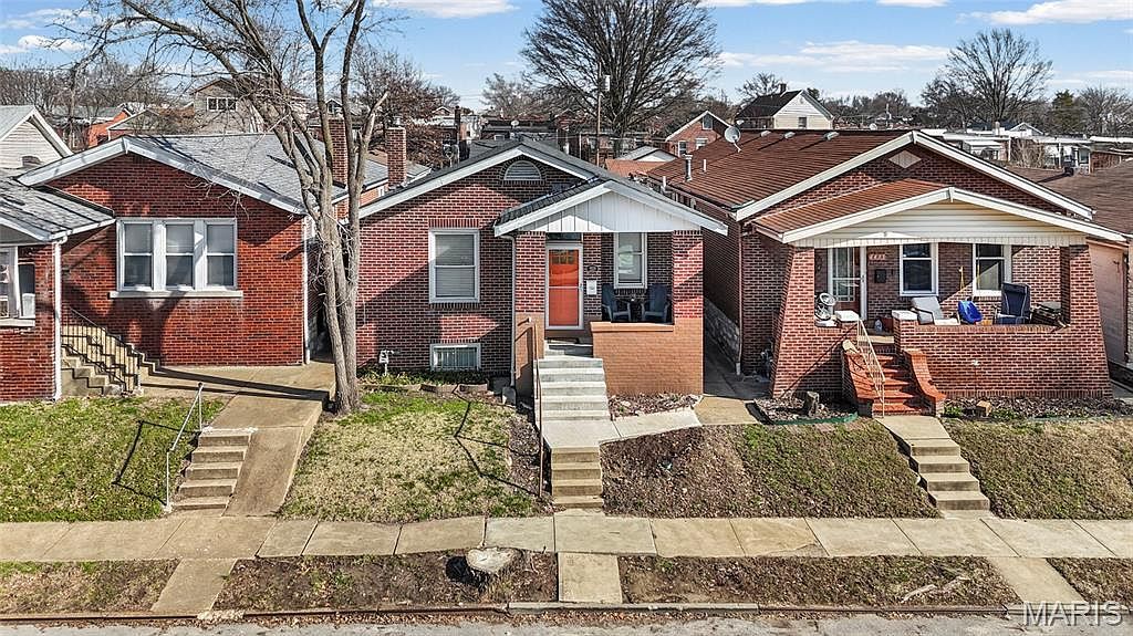 4435 Itaska St Saint Louis, MO 63116 - Thumbnail 4
