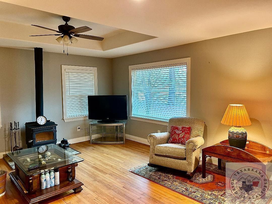 702 E Main St Atlanta, TX 75551 - Thumbnail 4