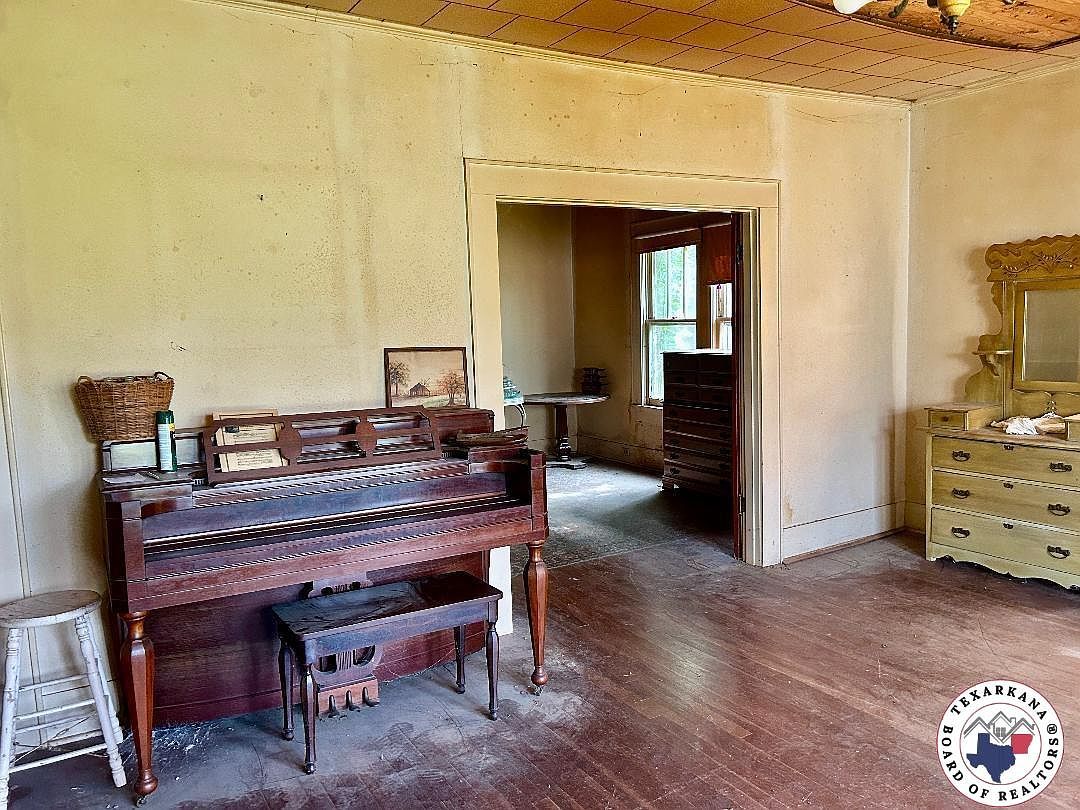 412 Loop 236 Queen City, TX 75572 - Thumbnail 4