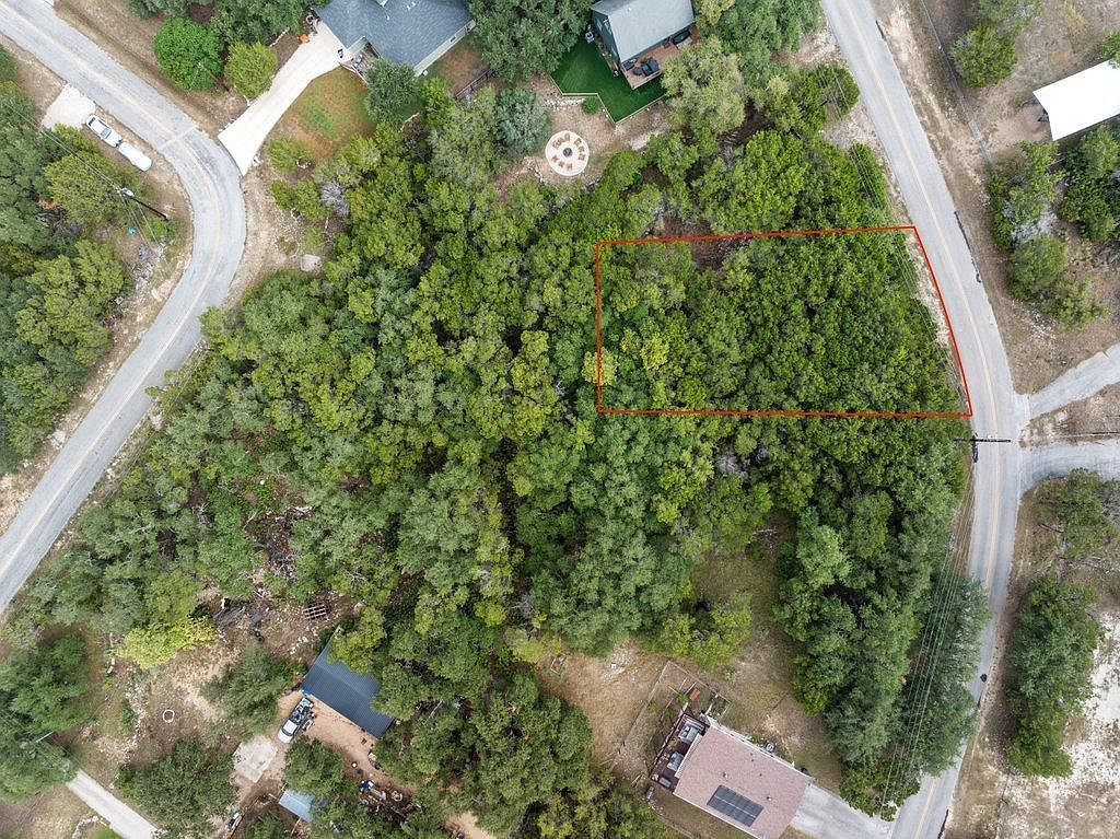 1055 Singing Hills Dr, Canyon Lake, TX, 78133 - Thumbnail 4