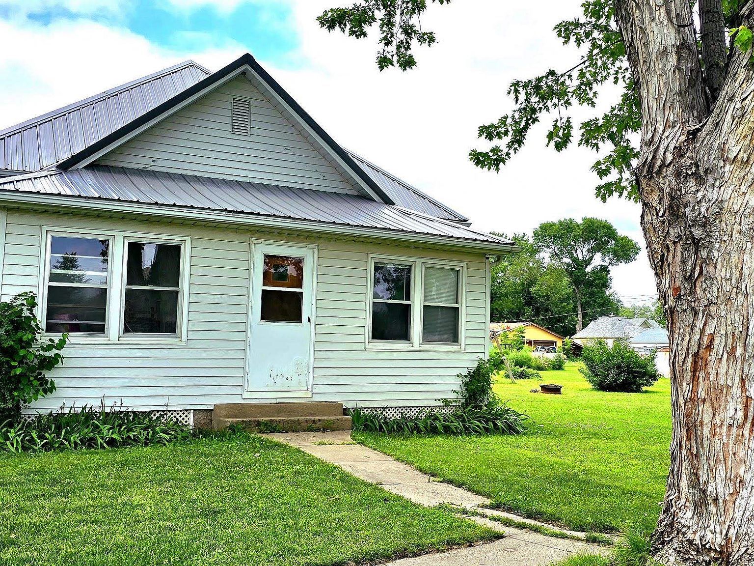 601 Jones Ave Wynot, NE 68792 - Thumbnail 4