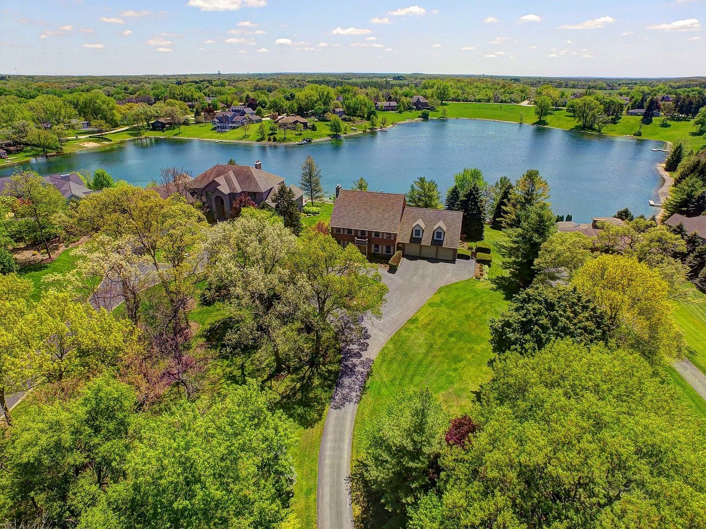 2916 N Bayview Ln McHenry, IL 60051 - Thumbnail 4