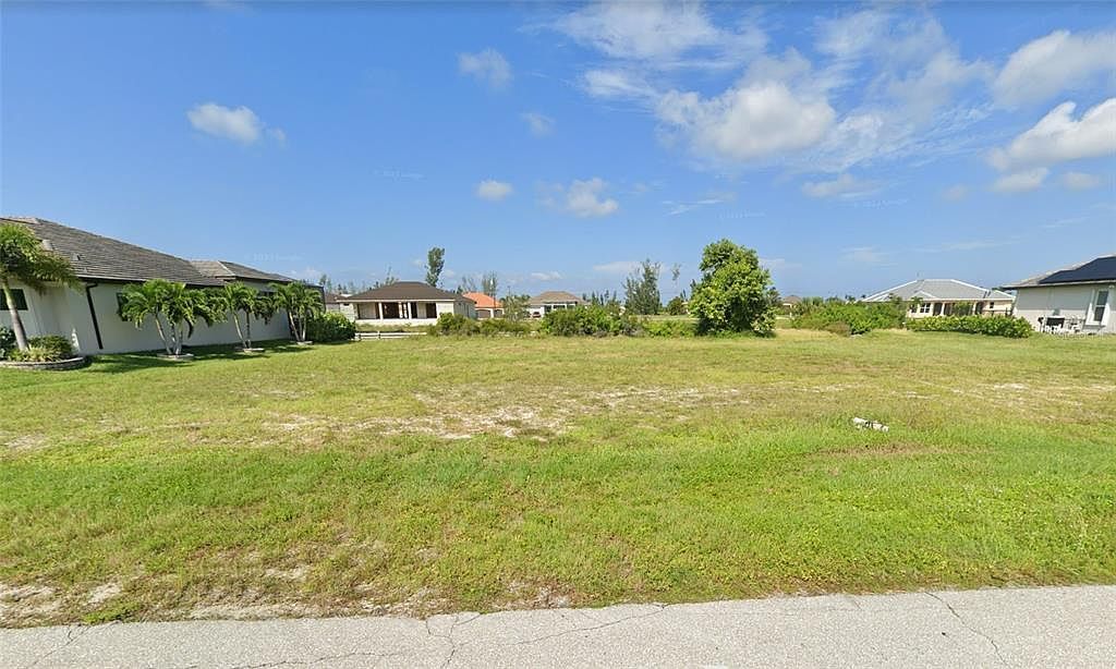 718 NW 38th Pl #29 Cape Coral, FL 33993 - Thumbnail 4