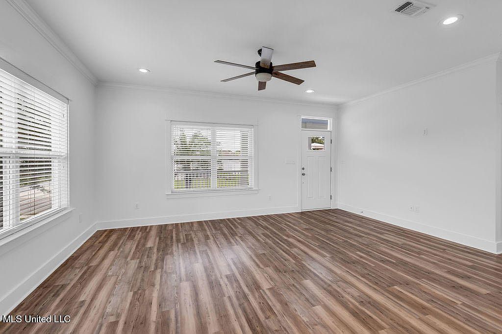 102 Runnels Ave Long Beach, MS 39560 - Thumbnail 4