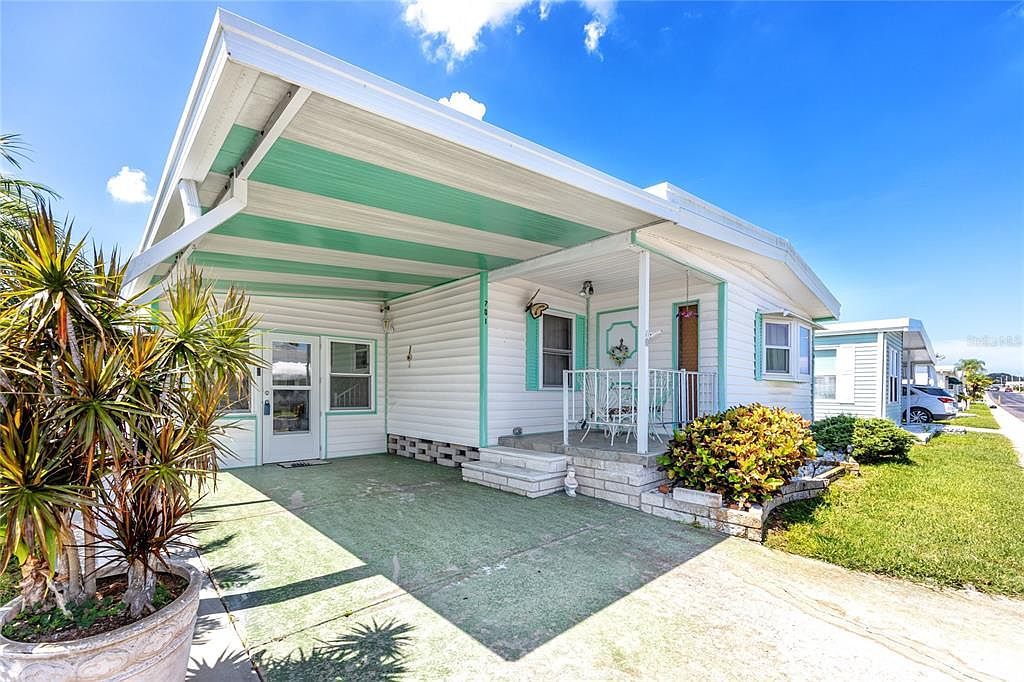 701 Sugar Palm St Largo, FL 33778 - Thumbnail 4