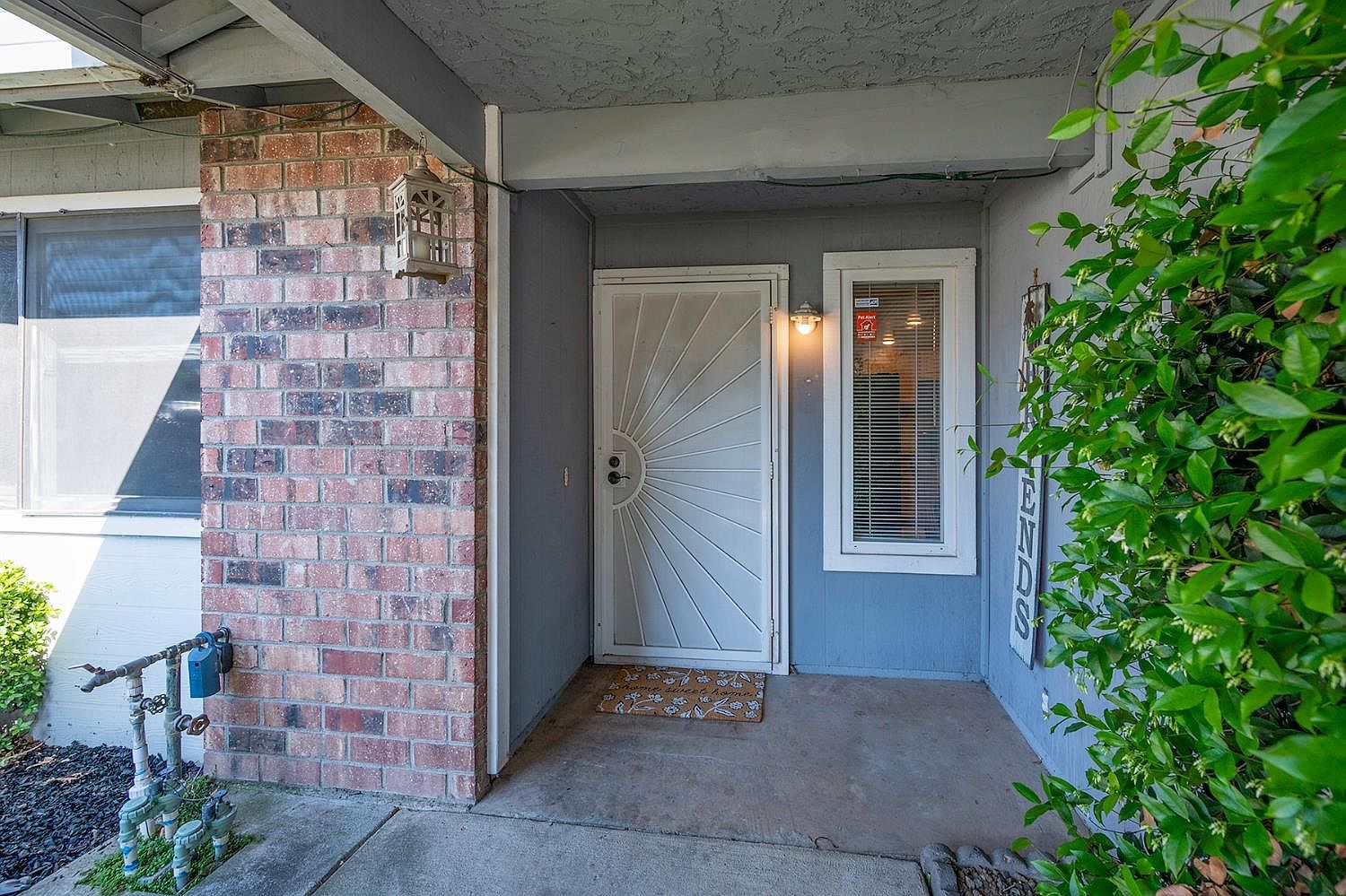 8445 Juglans Dr Orangevale, CA 95662 - Thumbnail 4