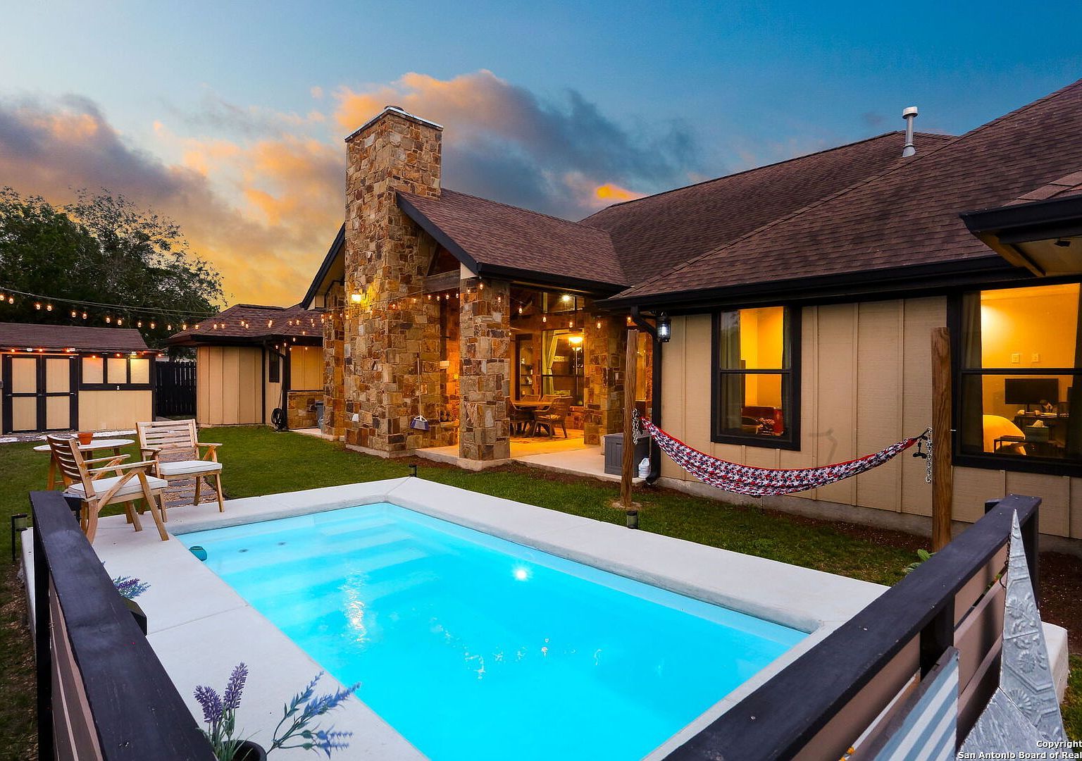 303 Schneider St Poth, TX 78147 - Thumbnail 4