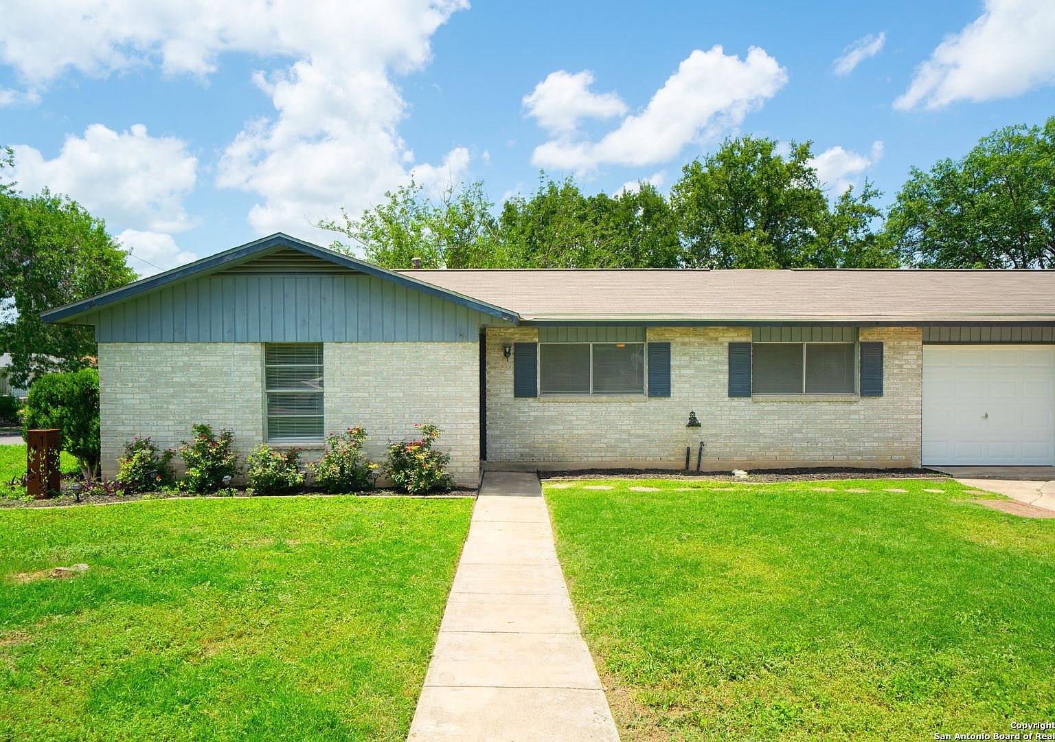 10803 Edgecrest Dr San Antonio, TX 78217 - Thumbnail 4