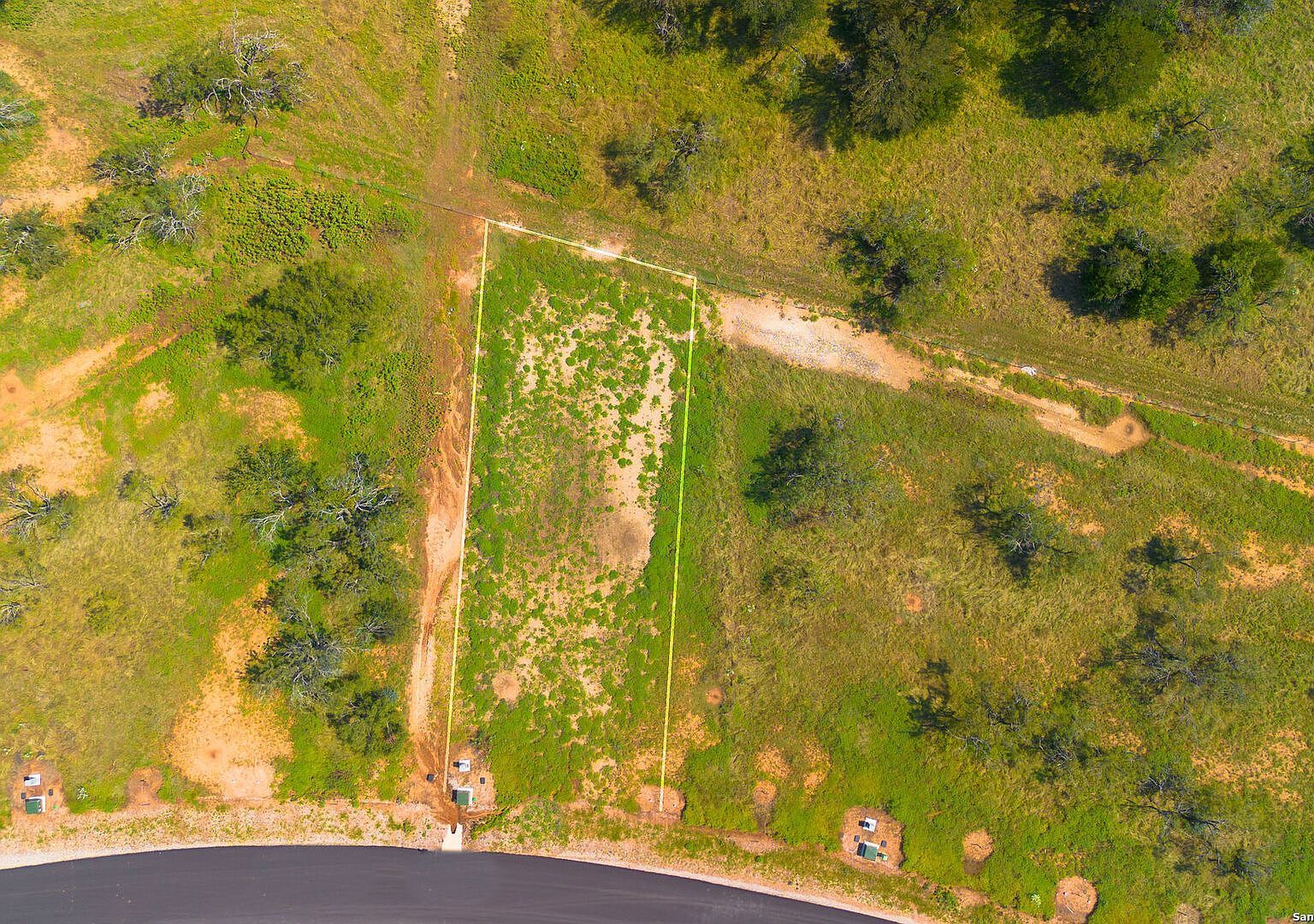 13 Ale Ct Fredericksburg, TX 78624 - Thumbnail 4