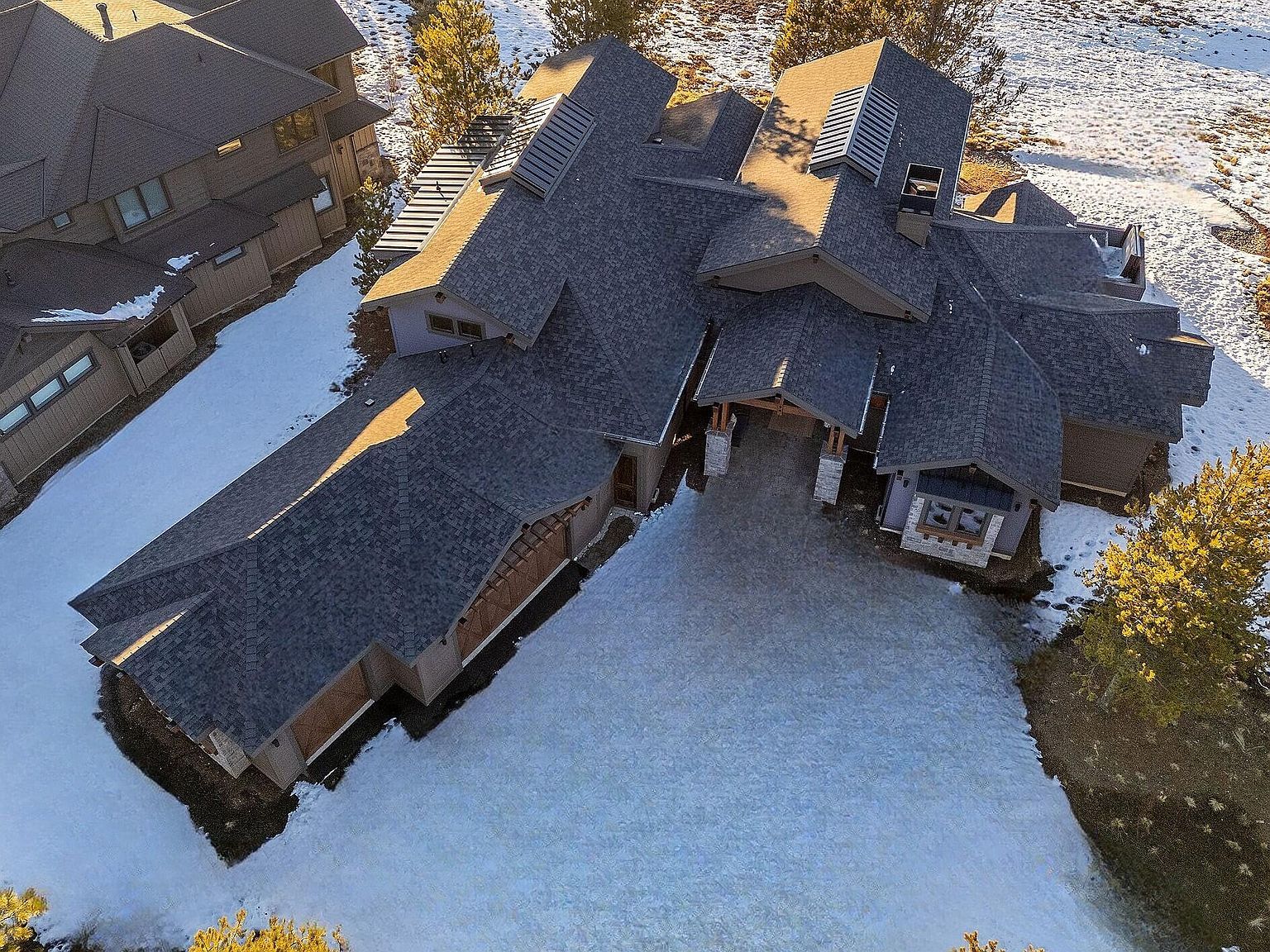 56673 Glowstone Loop Bend, OR 97707 - Thumbnail 4