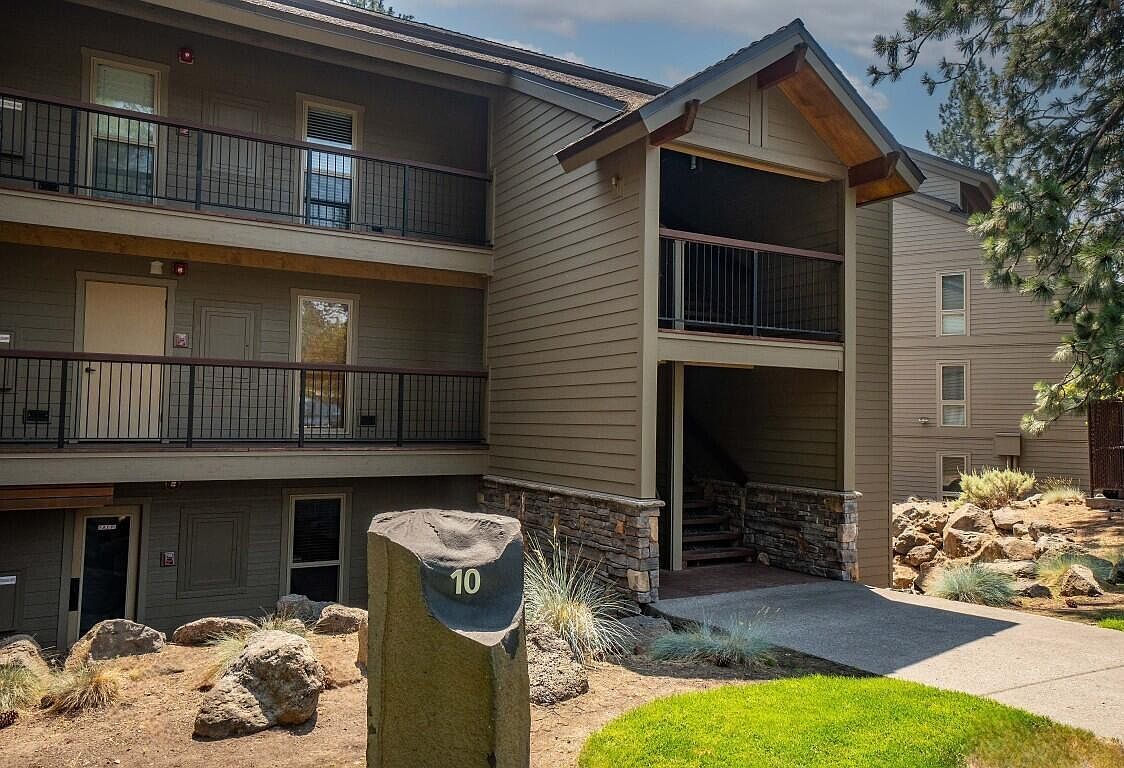18575 SW Century Dr #1013 Bend, OR 97702 - Thumbnail 4