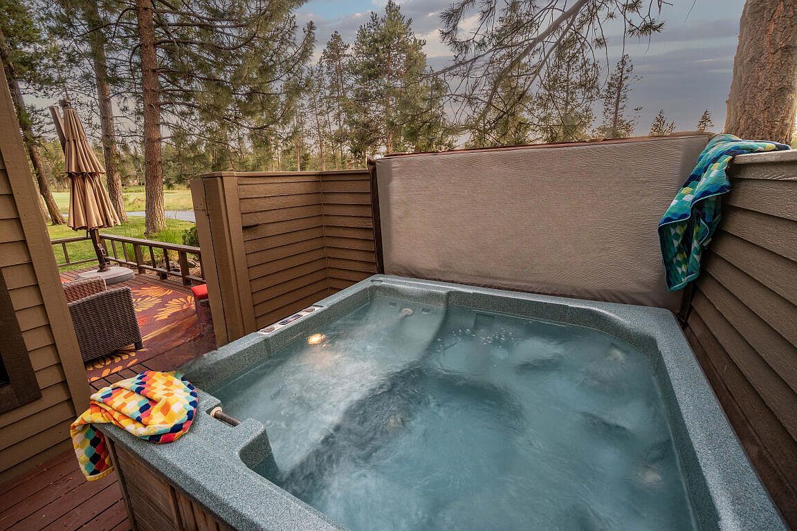 57925 Silver Fir Cir Sunriver, OR 97707 - Thumbnail 4