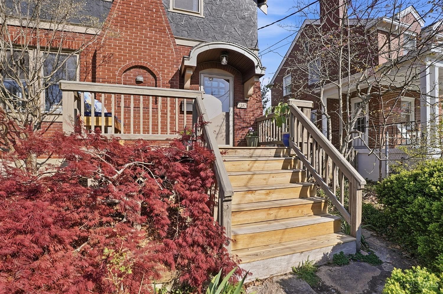 1337 Herlin Pl Cincinnati, OH 45208 - Thumbnail 4