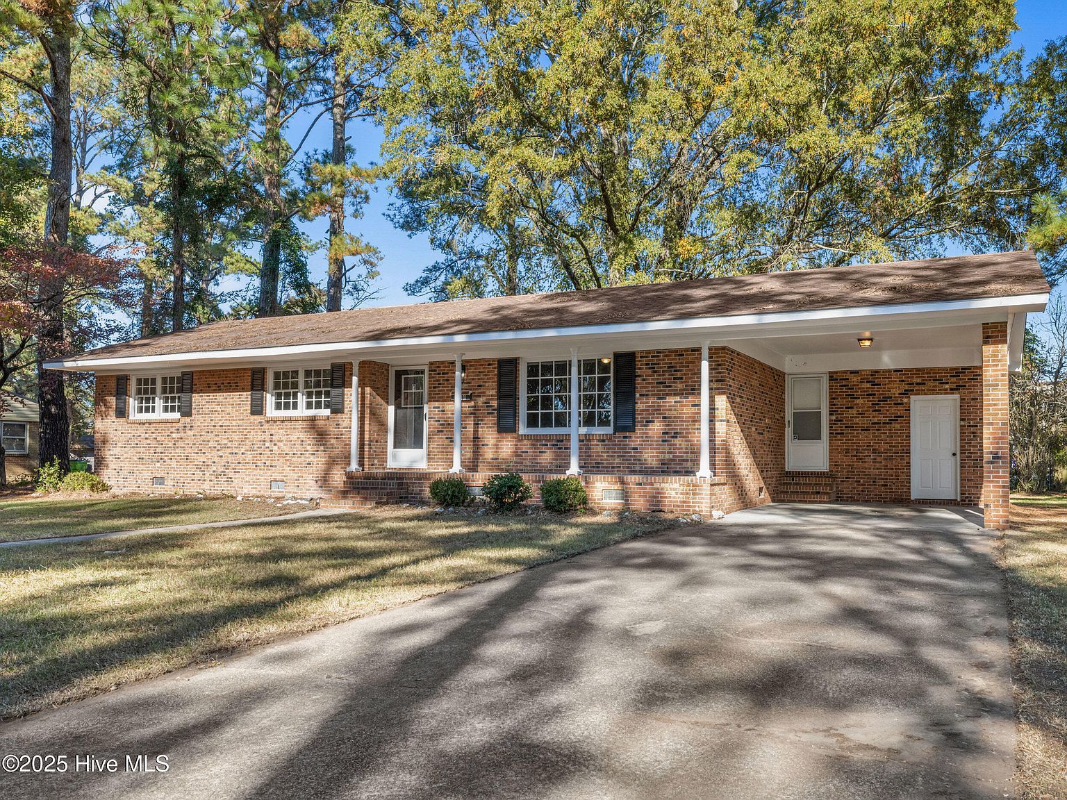 1718 Washington St New Bern, NC 28560 - Thumbnail 4