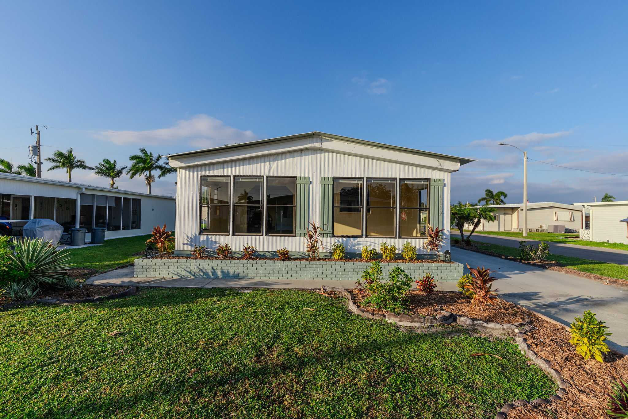 3357 Rainbow Ln, North Fort Myers, FL 33903, USA - Thumbnail 4