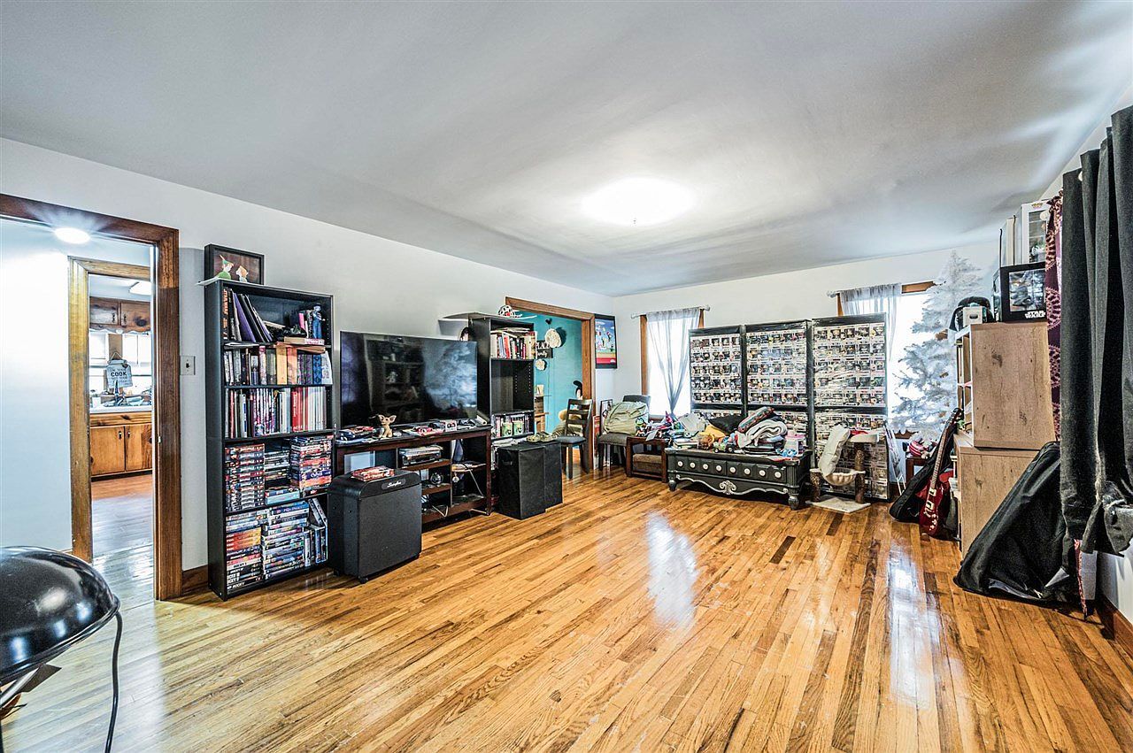 320 N High St Adairville, KY 42202 - Thumbnail 4