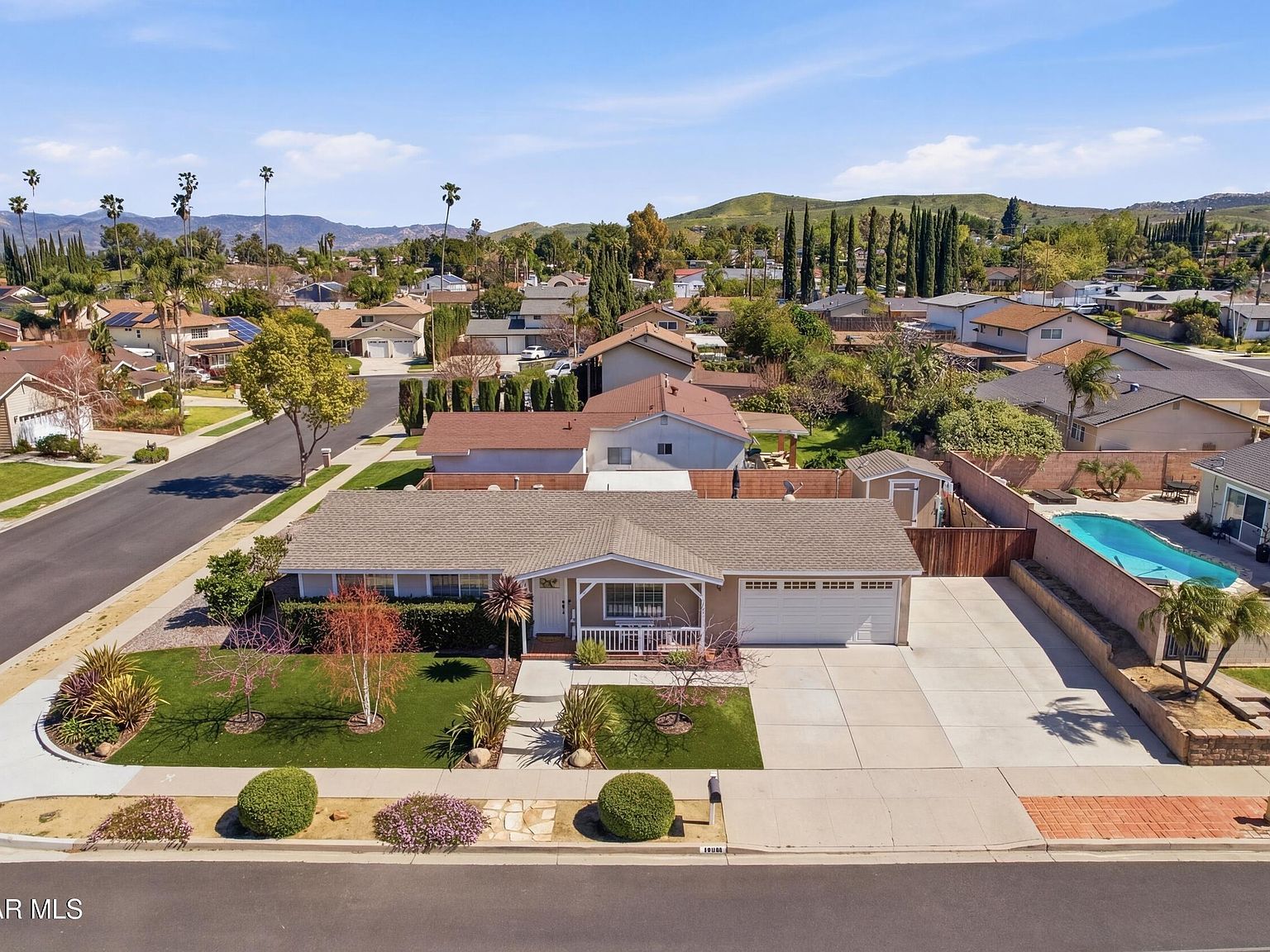 1104 Cavalier Ave Simi Valley, CA 93065 - Thumbnail 4