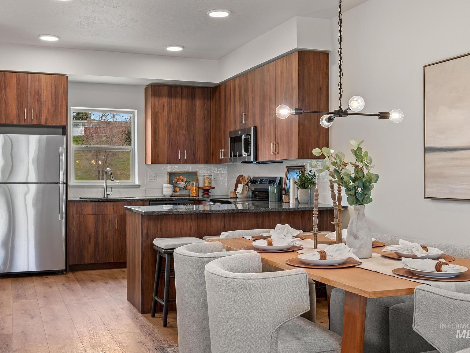 7439 W Swain Ln Garden City, ID 83714 - Thumbnail 4