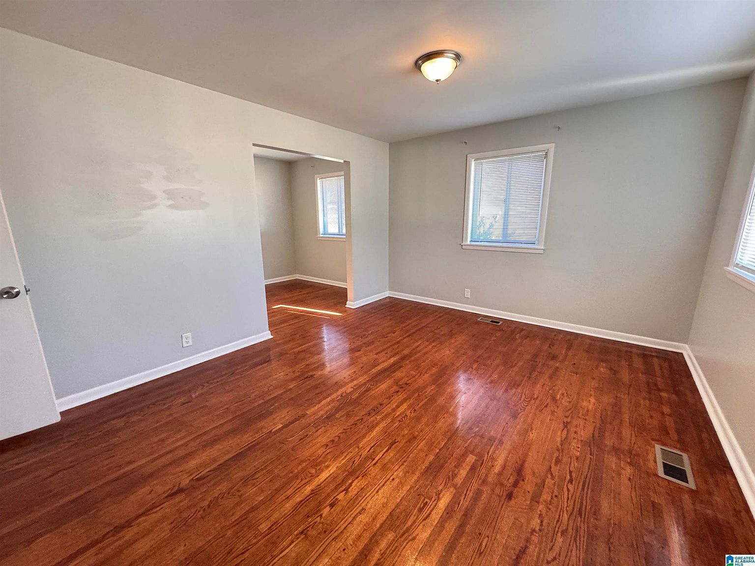 1113 Little John Ln Birmingham, AL 35235 - Thumbnail 4