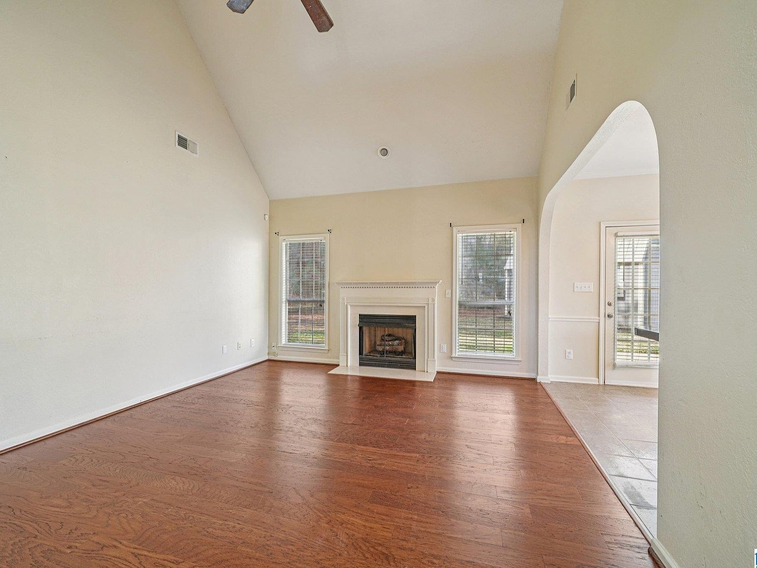 110 Lantana Cir Pelham, AL 35124 - Thumbnail 4