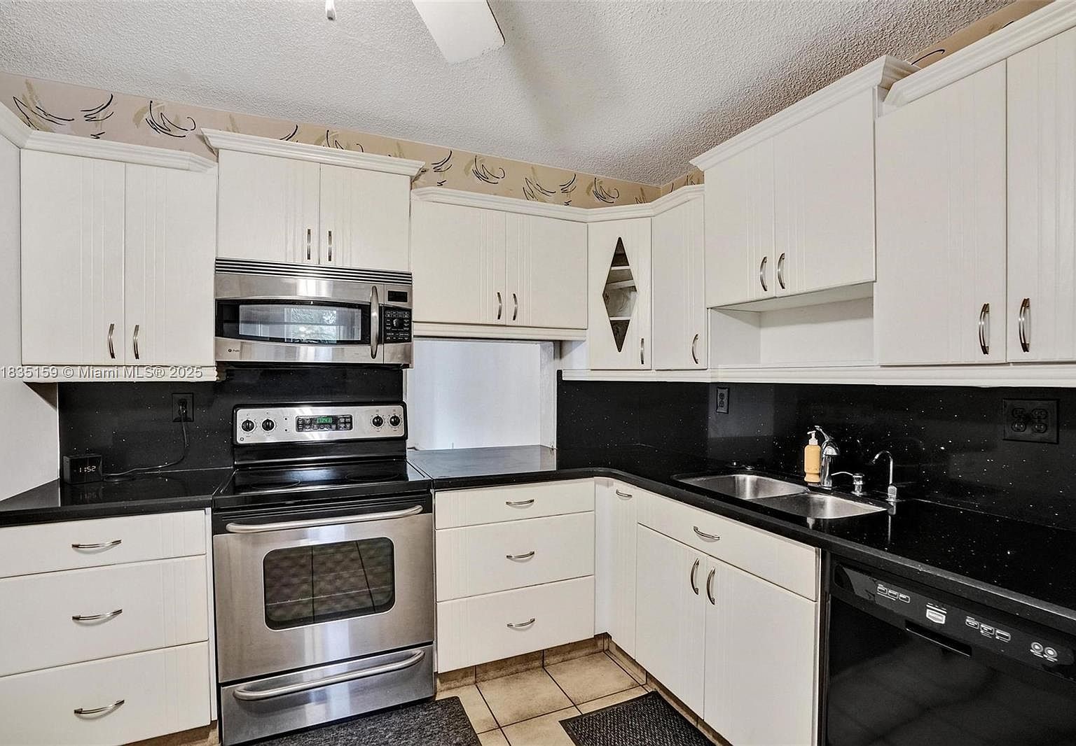 4965 E Sabal Palm Blvd APT 207 Tamarac, FL 33319 - Thumbnail 4