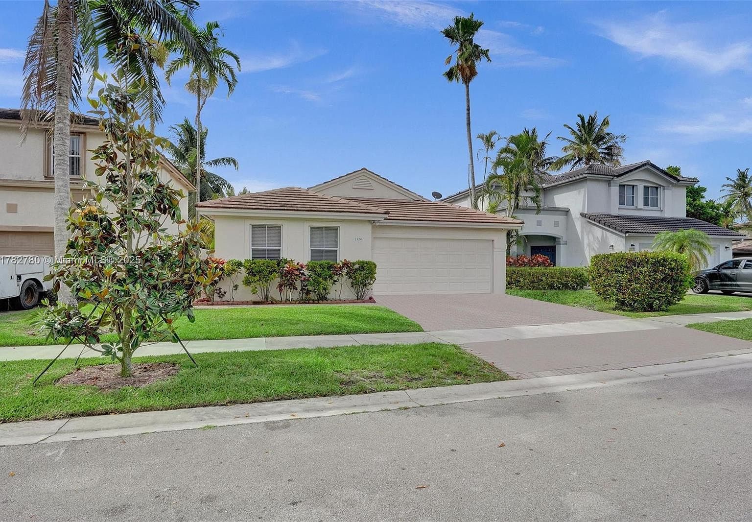 7324 NW 1st Pl Plantation, FL 33317 - Thumbnail 4