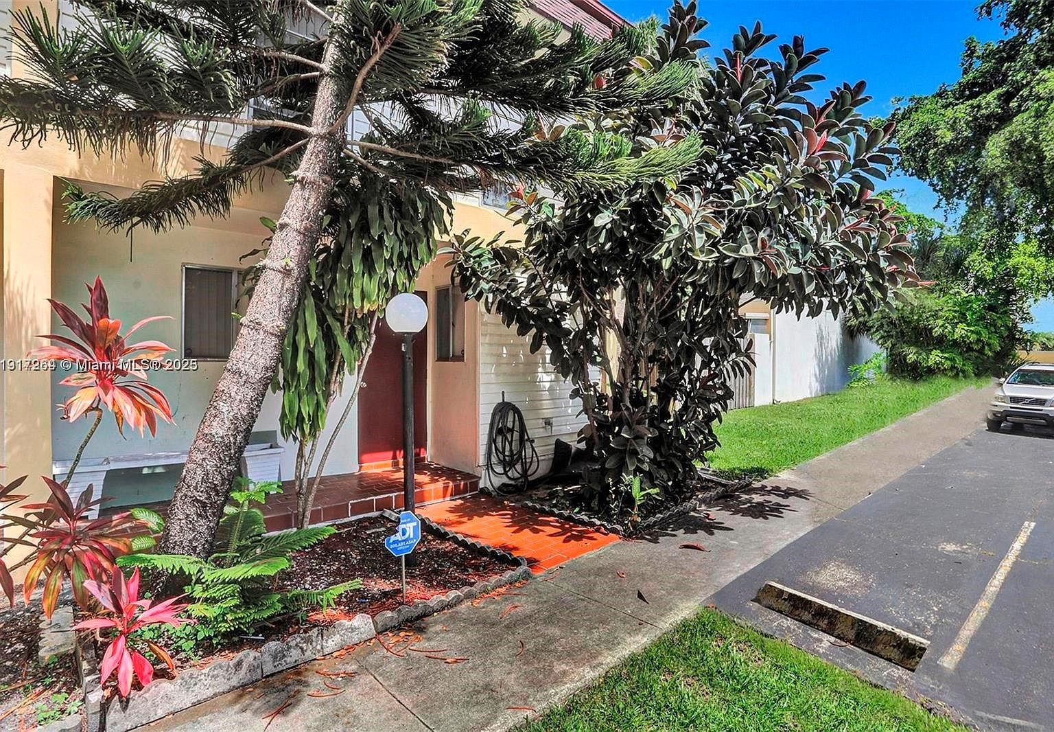 2701 N 34th Ave #1D Hollywood, FL 33021 - Thumbnail 4