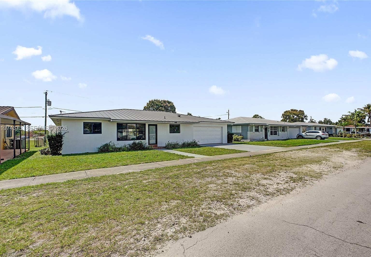 1860 NW 121st St Miami, FL 33167 - Thumbnail 4