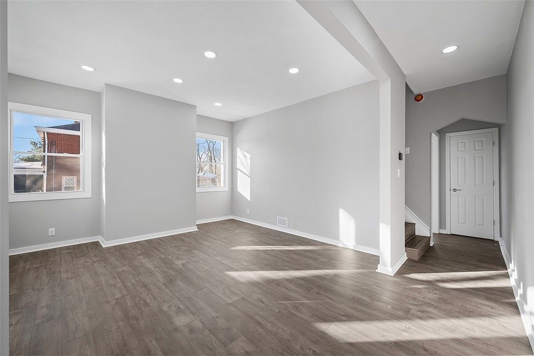 3741 Wapello St Pittsburgh, PA 15212 - Thumbnail 4