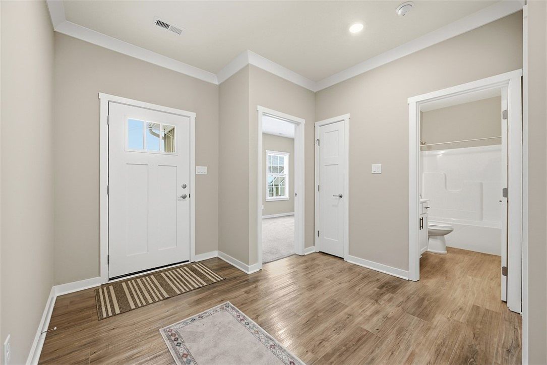 141 Deana Dr Mc Kees Rocks, PA 15136 - Thumbnail 4