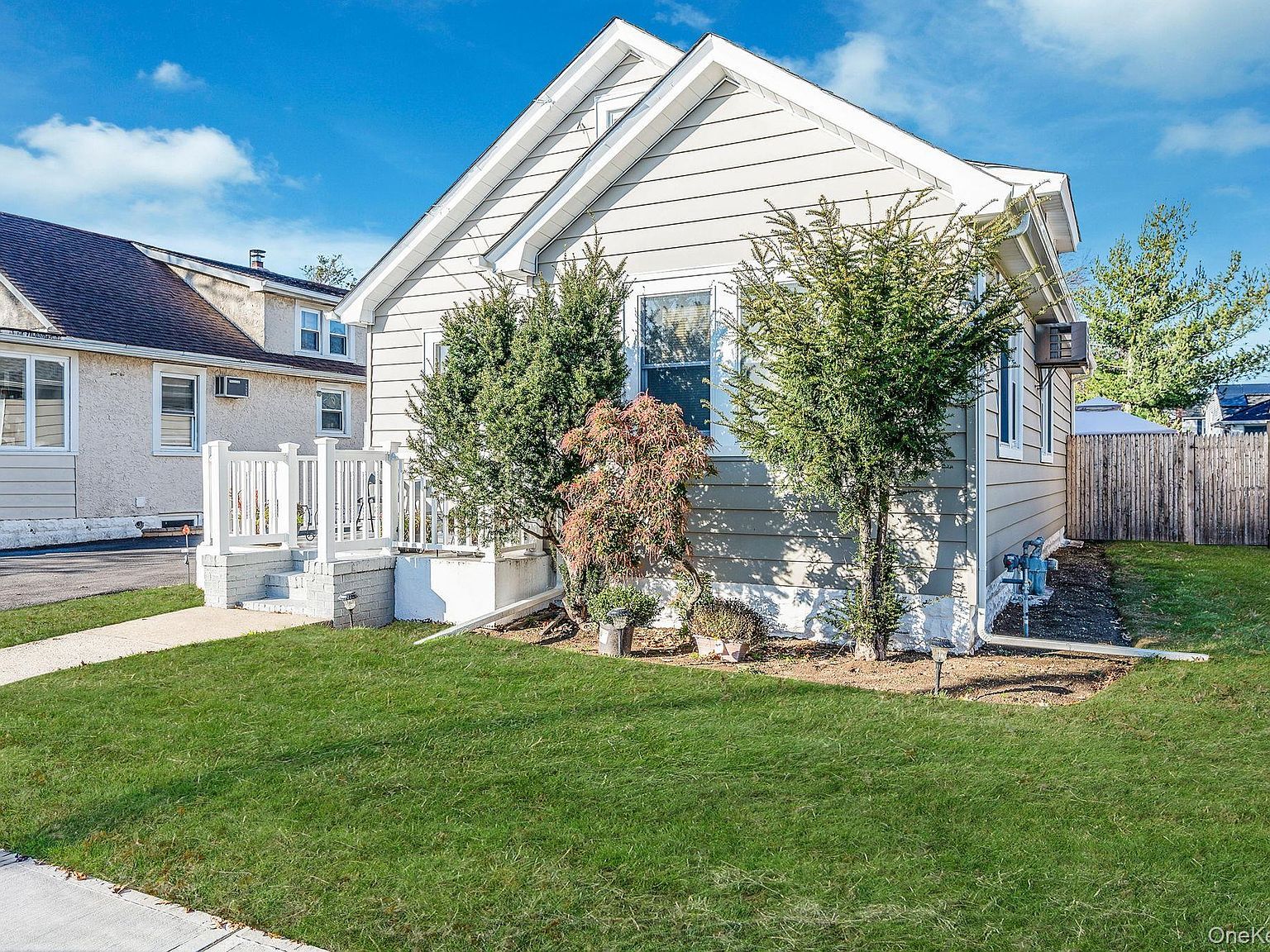 37 Orchard St Merrick, NY 11566 - Thumbnail 4