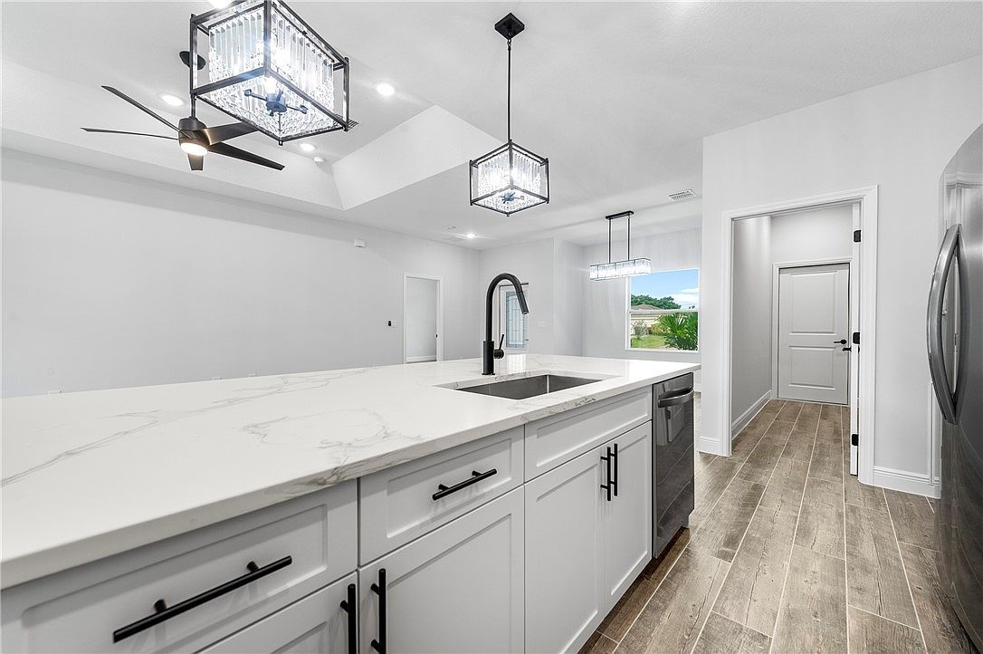 9345 102nd Ave Vero Beach, FL 32967 - Thumbnail 4