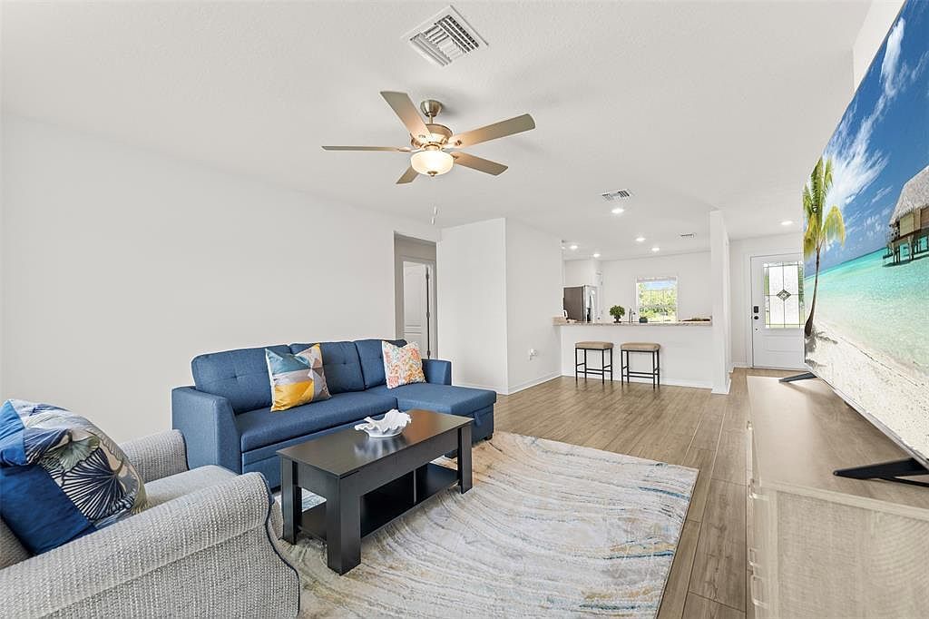 1602 Saladino St SE Palm Bay, FL 32909 - Thumbnail 4