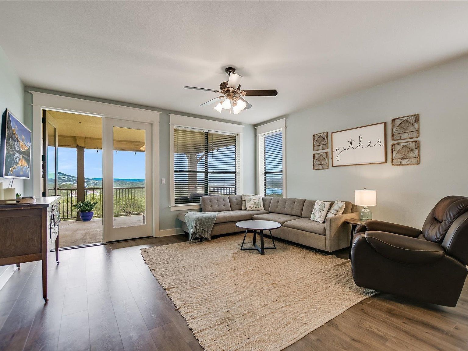 17800 Edgewood Way Unit 301 Jonestown, TX 78645 - Thumbnail 4